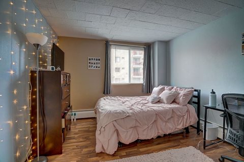Surf and Surfside apartments and townhomes in Downtown Madison, WI. Fully Furnished, studio, one bedroom, 2 bedroom. Lake views. Managed by Wisconsin Management Company